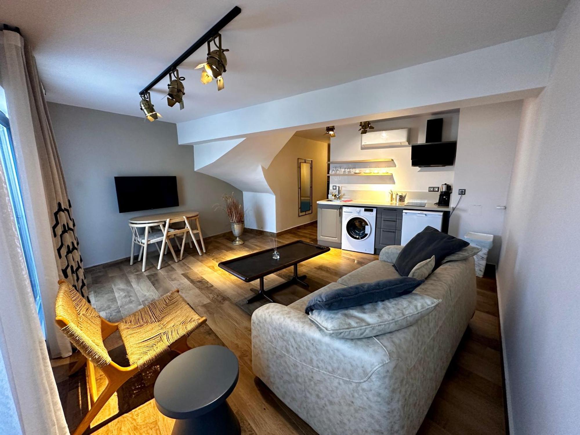 Aparthotel Oikos Bozcaada Esterno foto